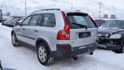 Volvo XC90 | 3