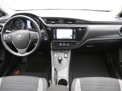Toyota Auris | 1