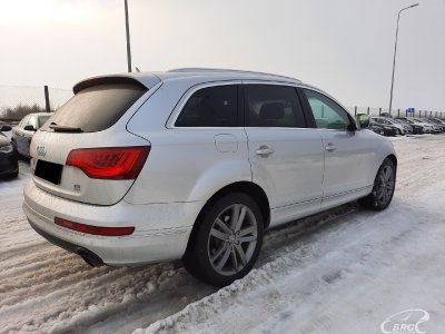 Audi Q7 | 1