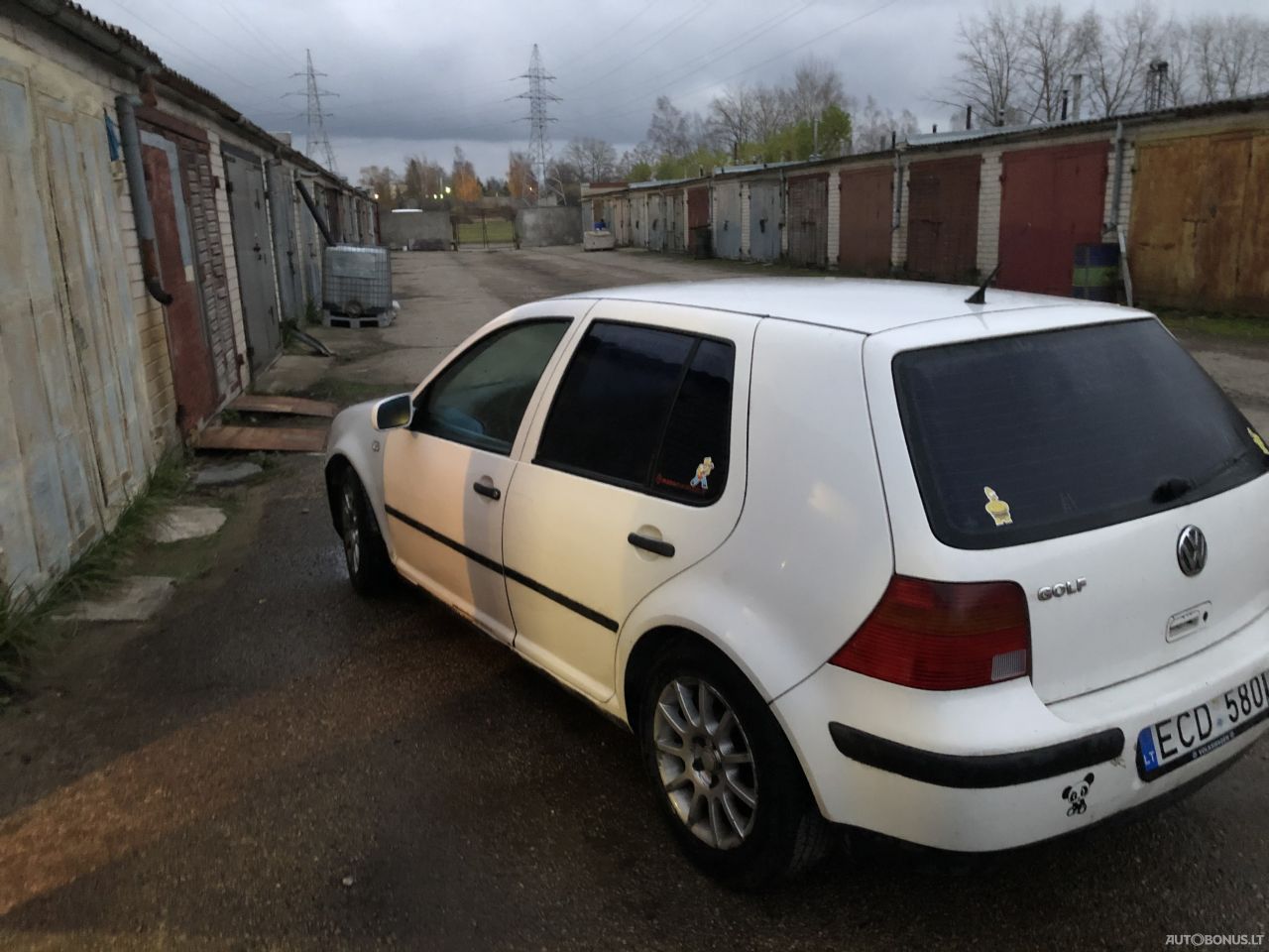 Volkswagen Golf | 1