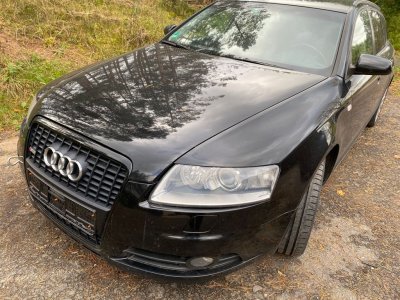 Audi, Sedanas | 2