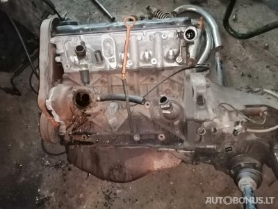 Audi 100, Saloon | 1