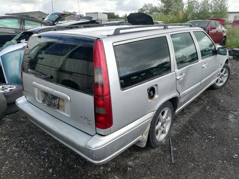 Volvo, Universal | 6