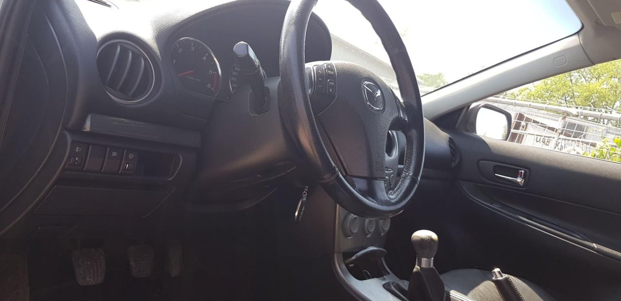 Mazda, Седан | 4