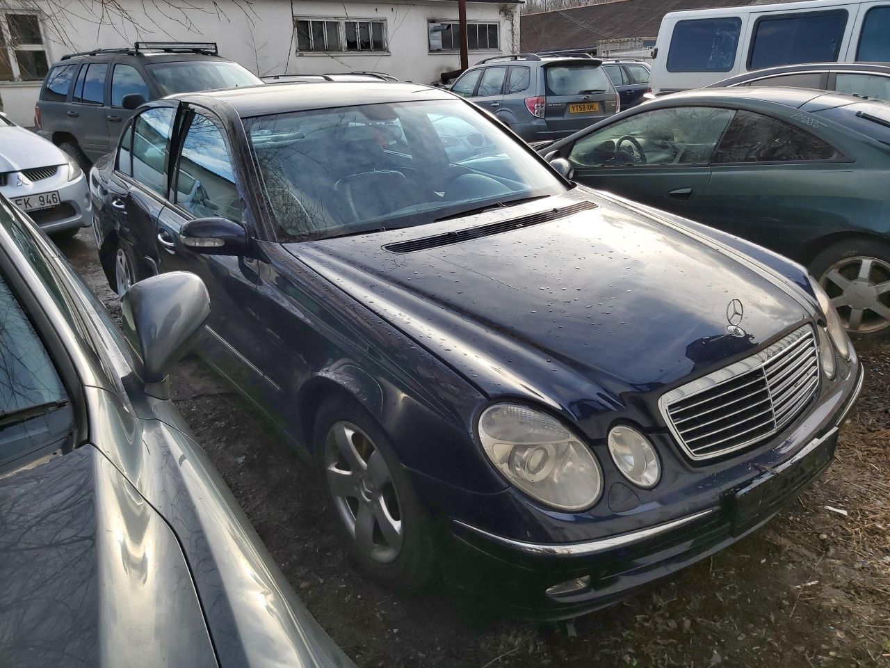 Mercedes-Benz, Saloon | 1