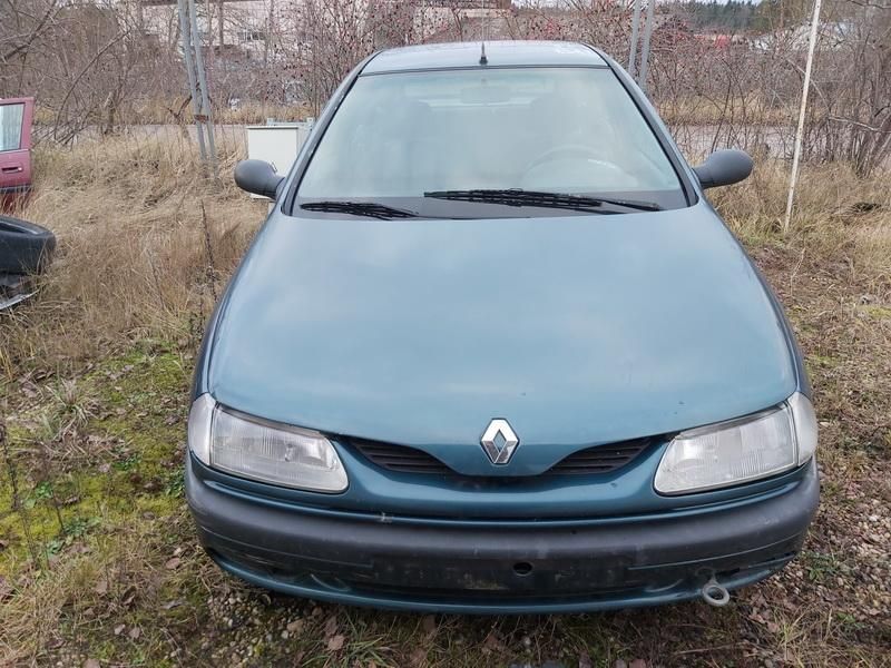 Renault 4, Hatchback