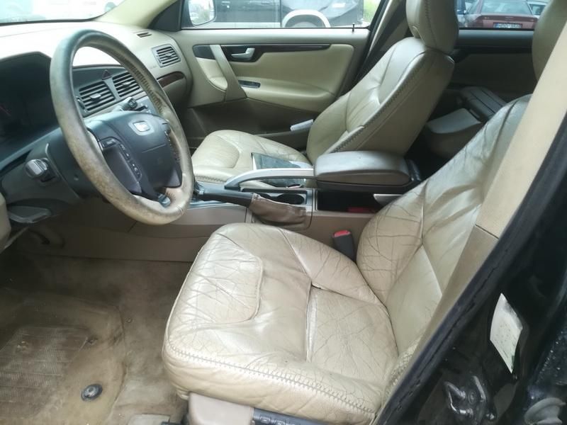 Volvo, Universal | 4