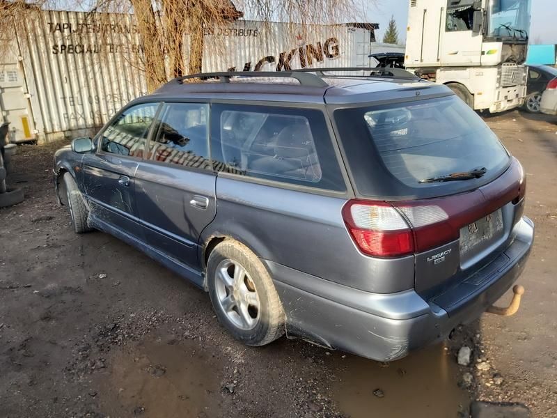 Subaru, Universalas | 6