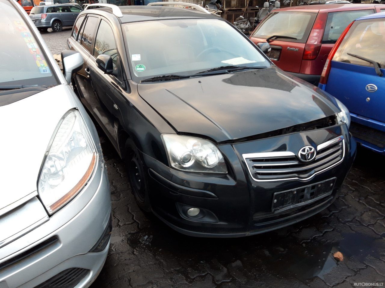 Toyota Avensis, Universal | 4