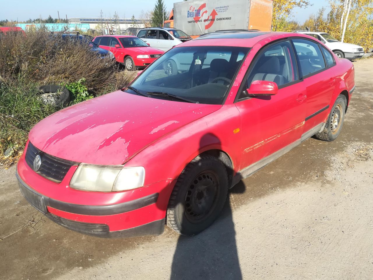 Volkswagen, Saloon | 3