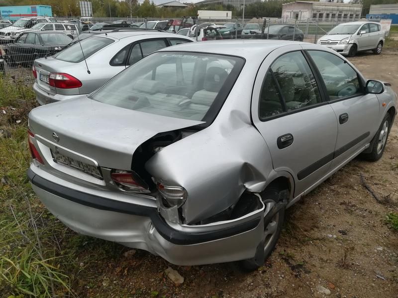 Nissan, Седан | 7