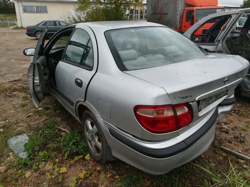 Nissan, Седан | 6