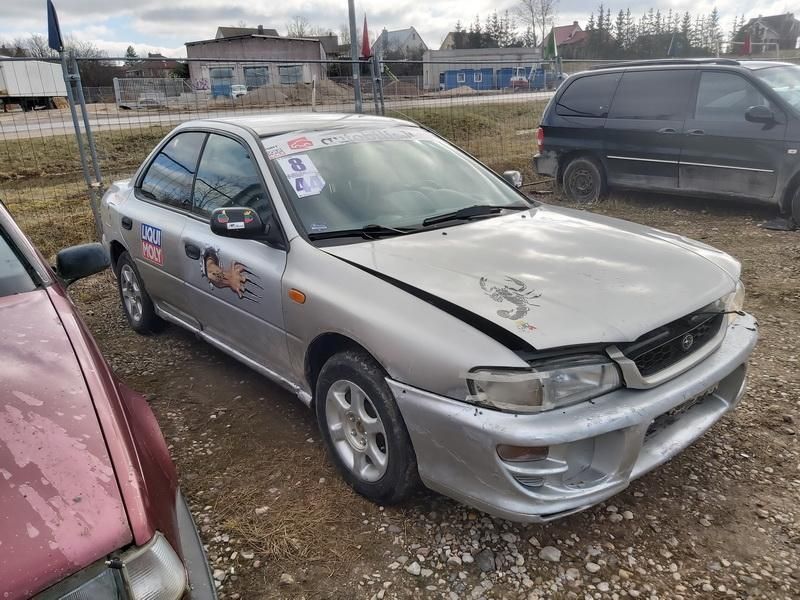 Subaru, Sedanas