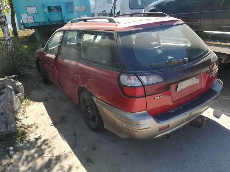 Subaru, Universalas | 7