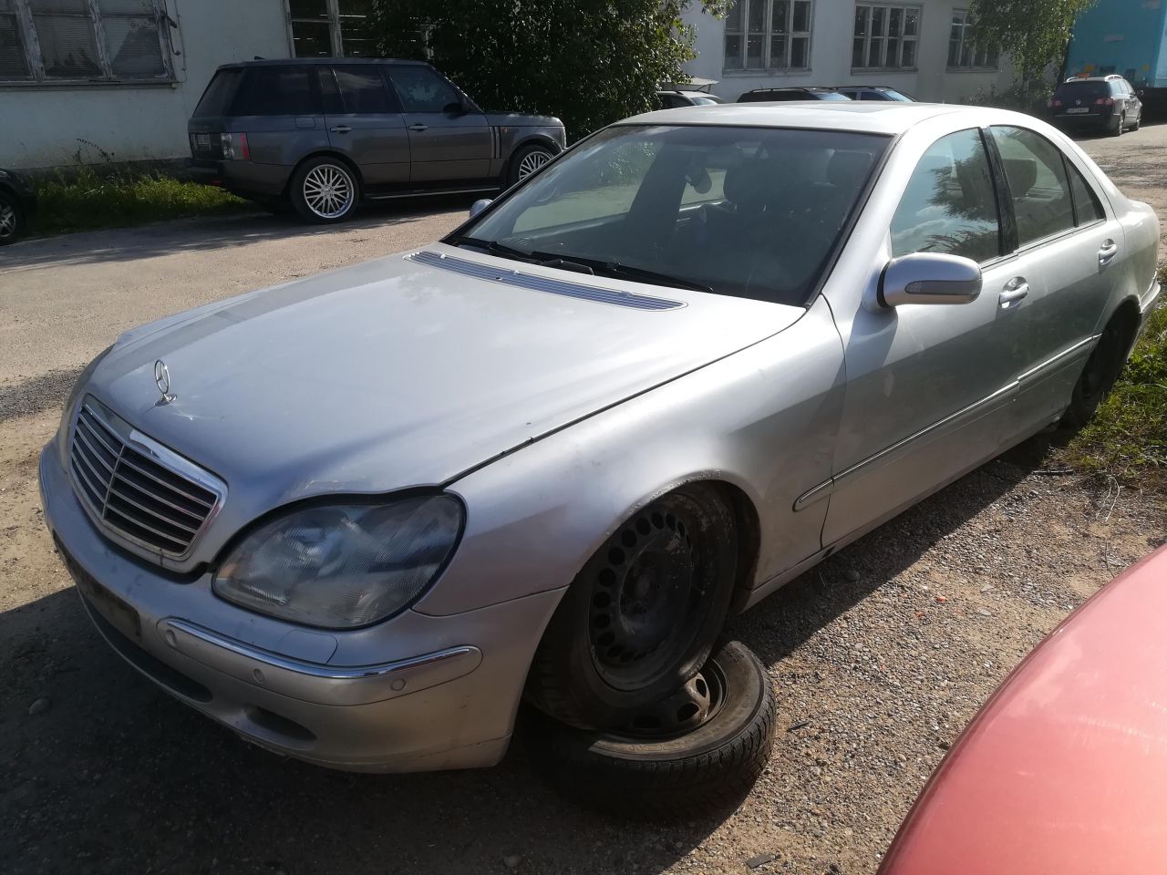 Mercedes-Benz, Saloon | 3