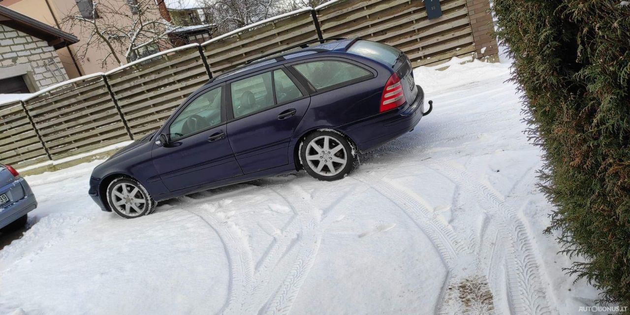Mercedes-Benz C200 | 2