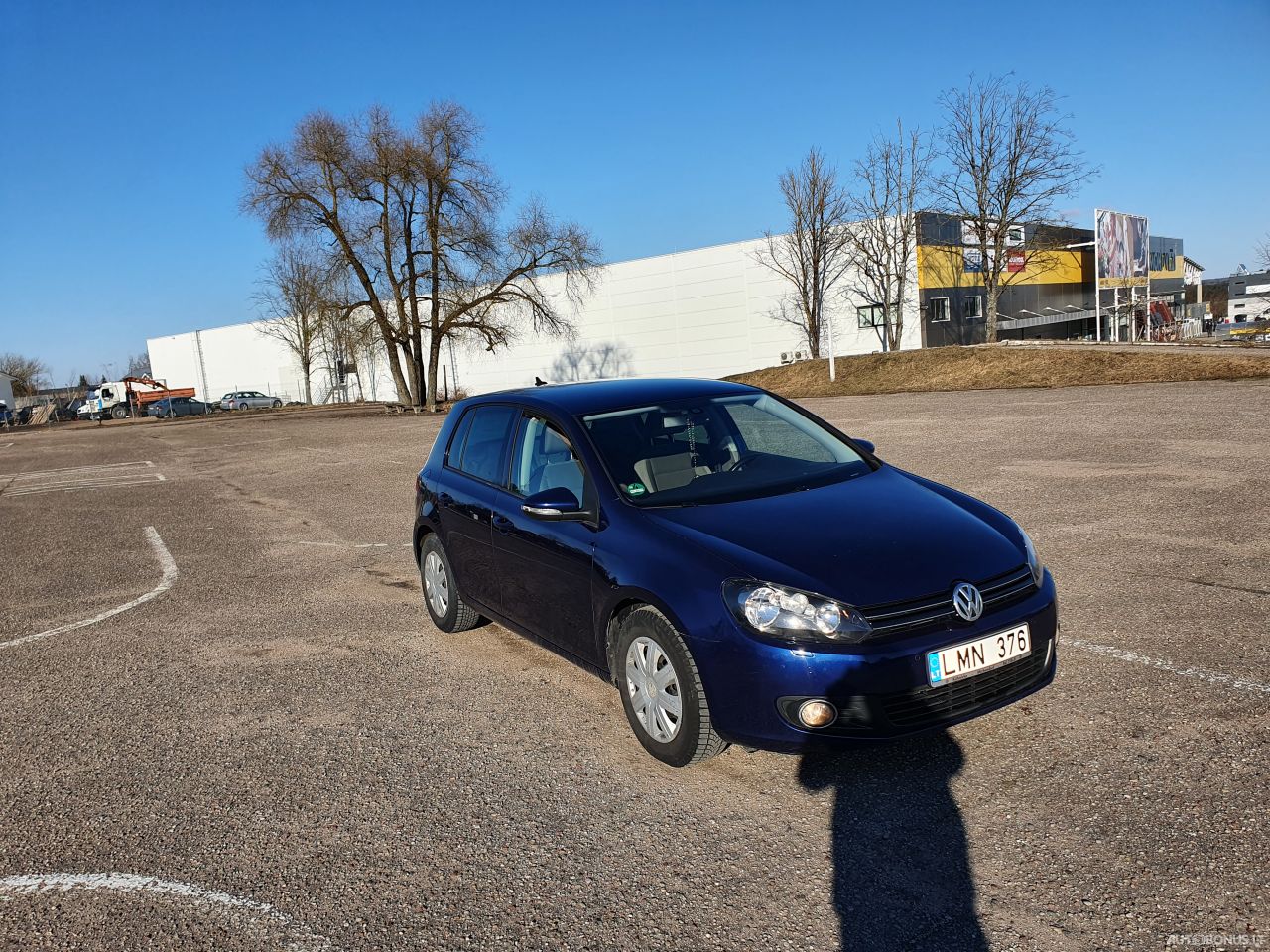 Volkswagen Golf | 4