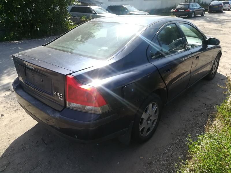 Volvo, Saloon | 6