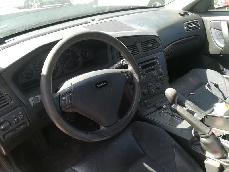 Volvo, Saloon | 4