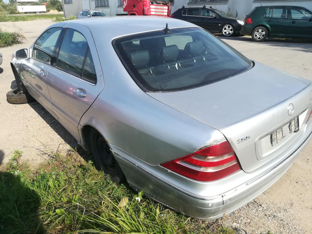 Mercedes-Benz, Saloon | 6