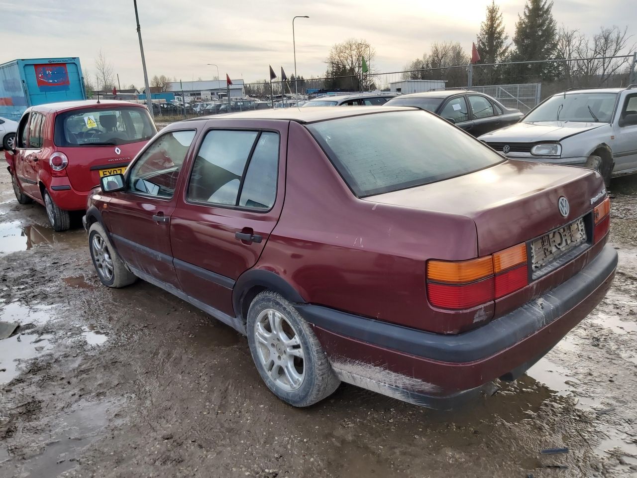 Volkswagen, Saloon | 5