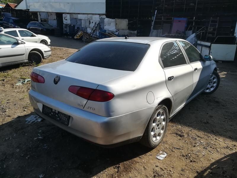 Alfa Romeo, Седан | 5