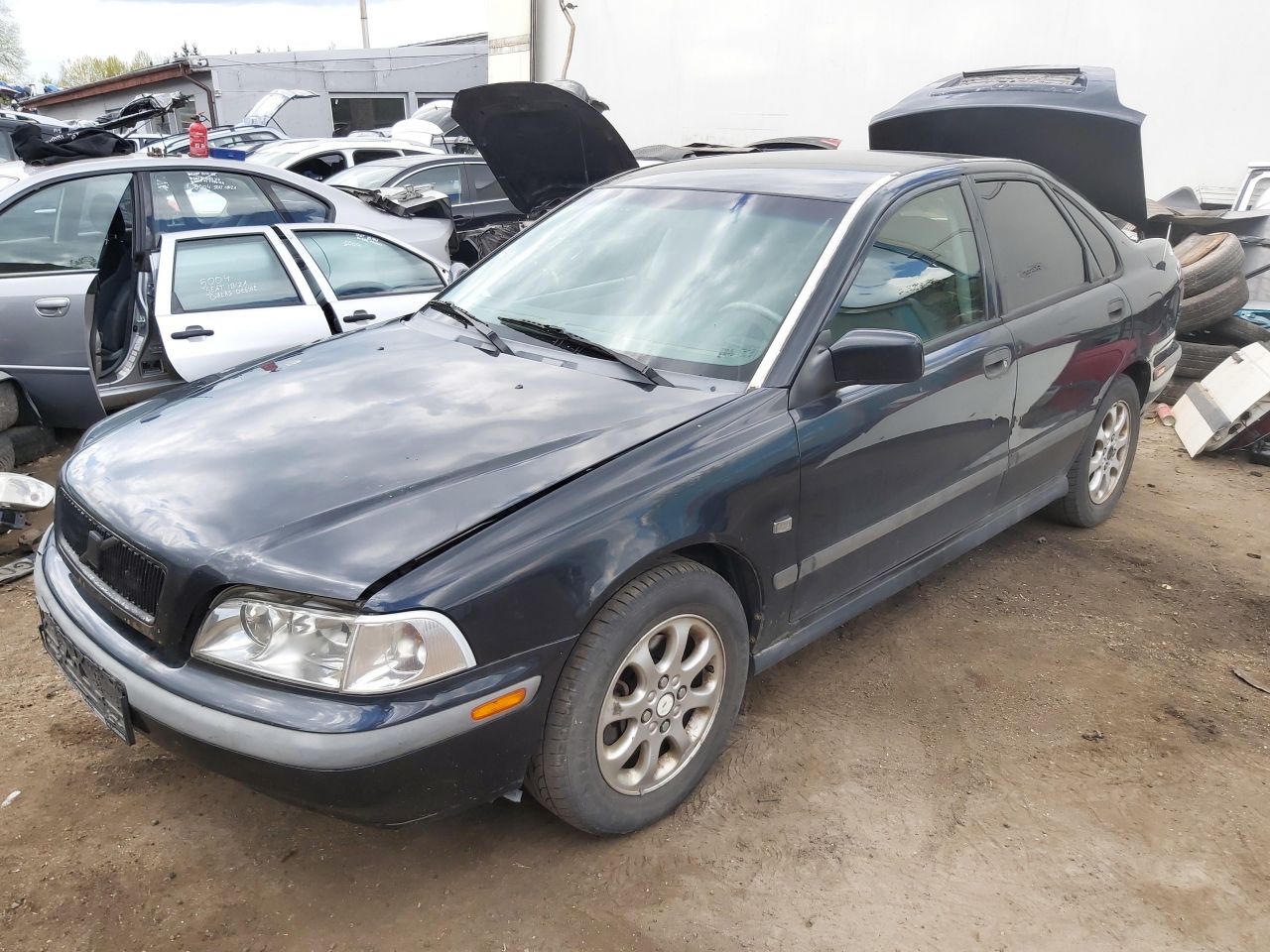 Volvo, Saloon | 3