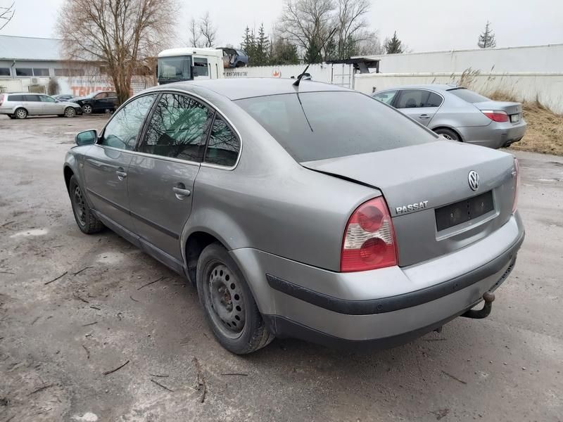 Volkswagen, Saloon | 6