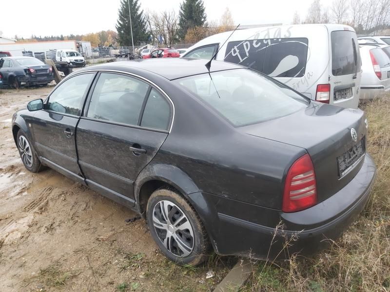 Skoda, Saloon | 7