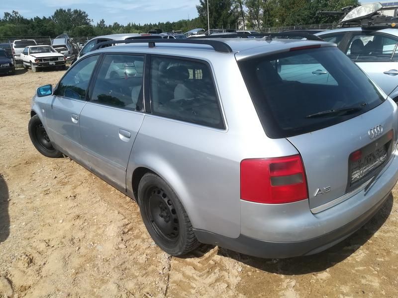 Audi, Universalas | 6