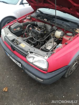 Volkswagen Golf | 1