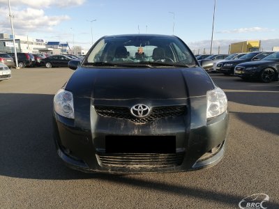 Toyota Auris | 3