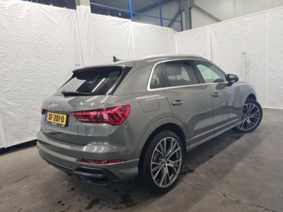 Audi Q3 | 1