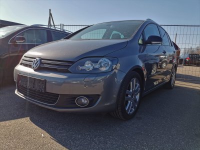 Volkswagen Golf | 2