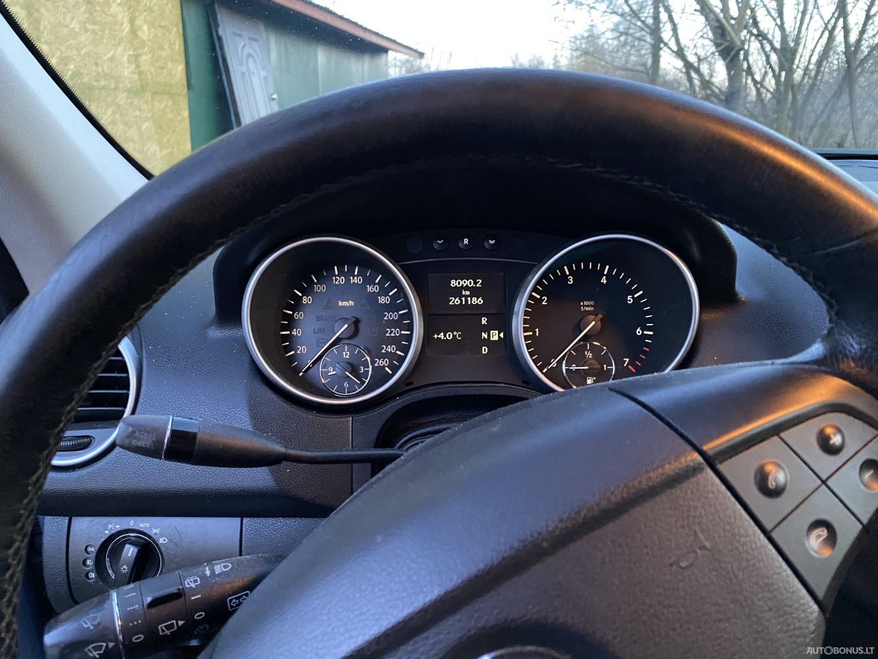 Mercedes-Benz ML350 | 8