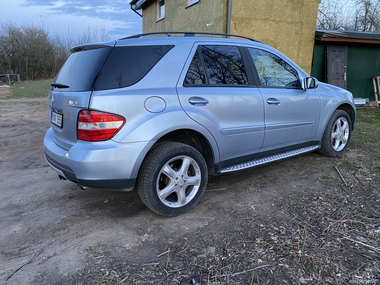Mercedes-Benz ML350 | 2