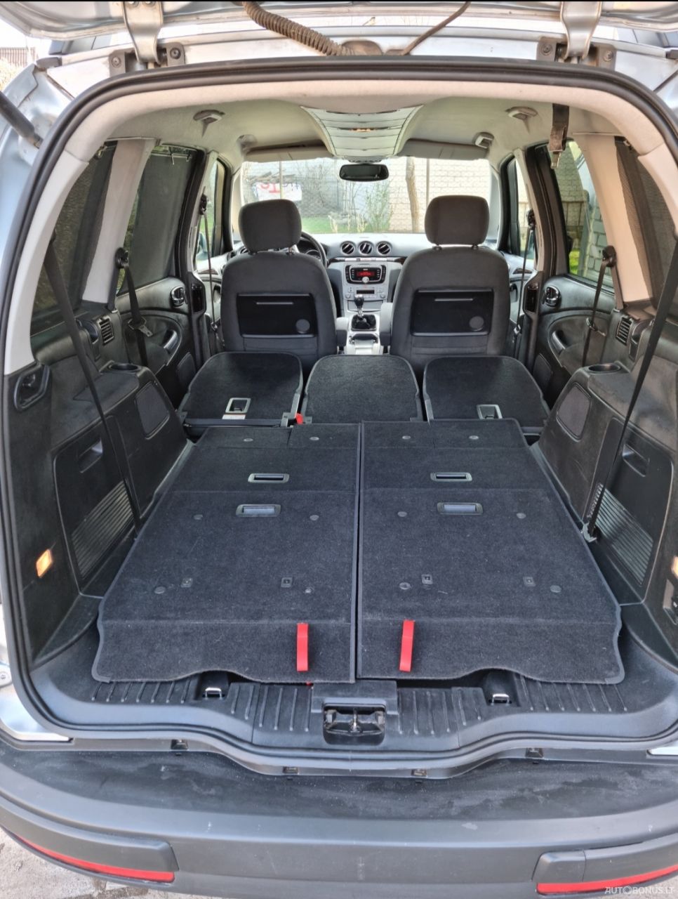 Ford Galaxy | 15