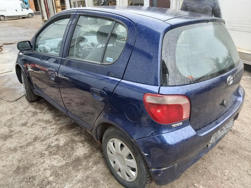 Toyota, Hatchback | 7