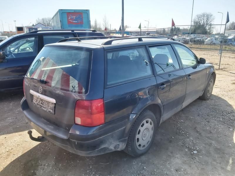 Volkswagen, Universal | 7