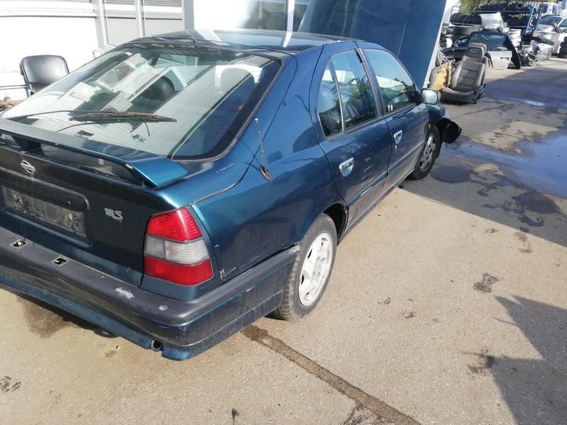 Nissan, Hečbekas | 1
