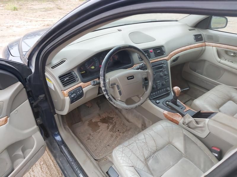 Volvo, Saloon | 5