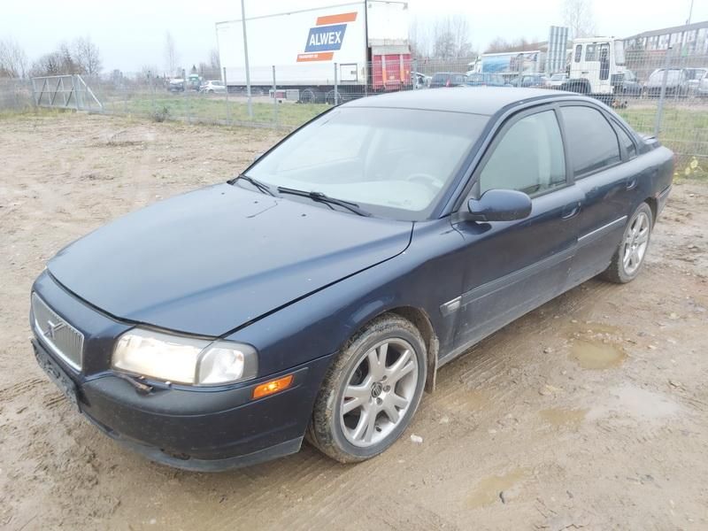 Volvo, Saloon | 3
