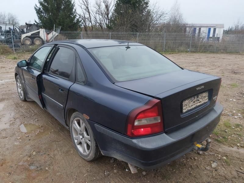 Volvo, Saloon | 7