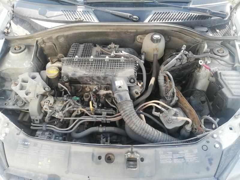 Renault 4, Hatchback | 1