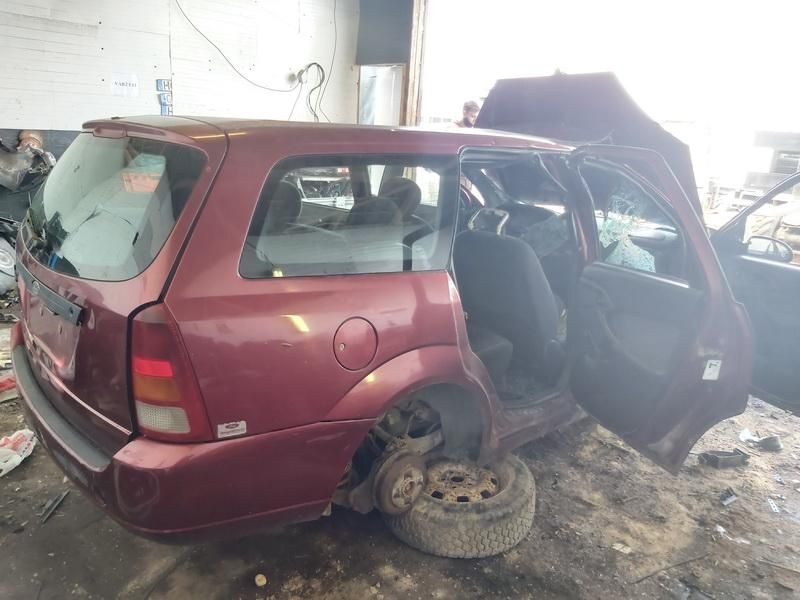 Ford, Universalas | 6