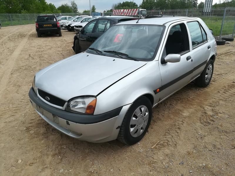 Ford, Hatchback | 3