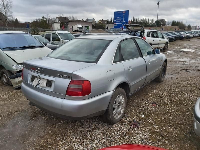 Audi, Saloon | 7