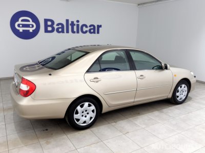 Toyota Camry | 2