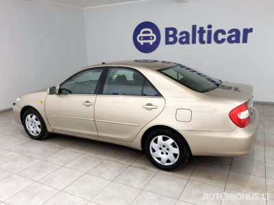 Toyota Camry | 3