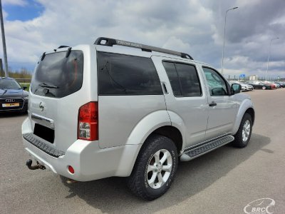 Nissan Pathfinder | 1